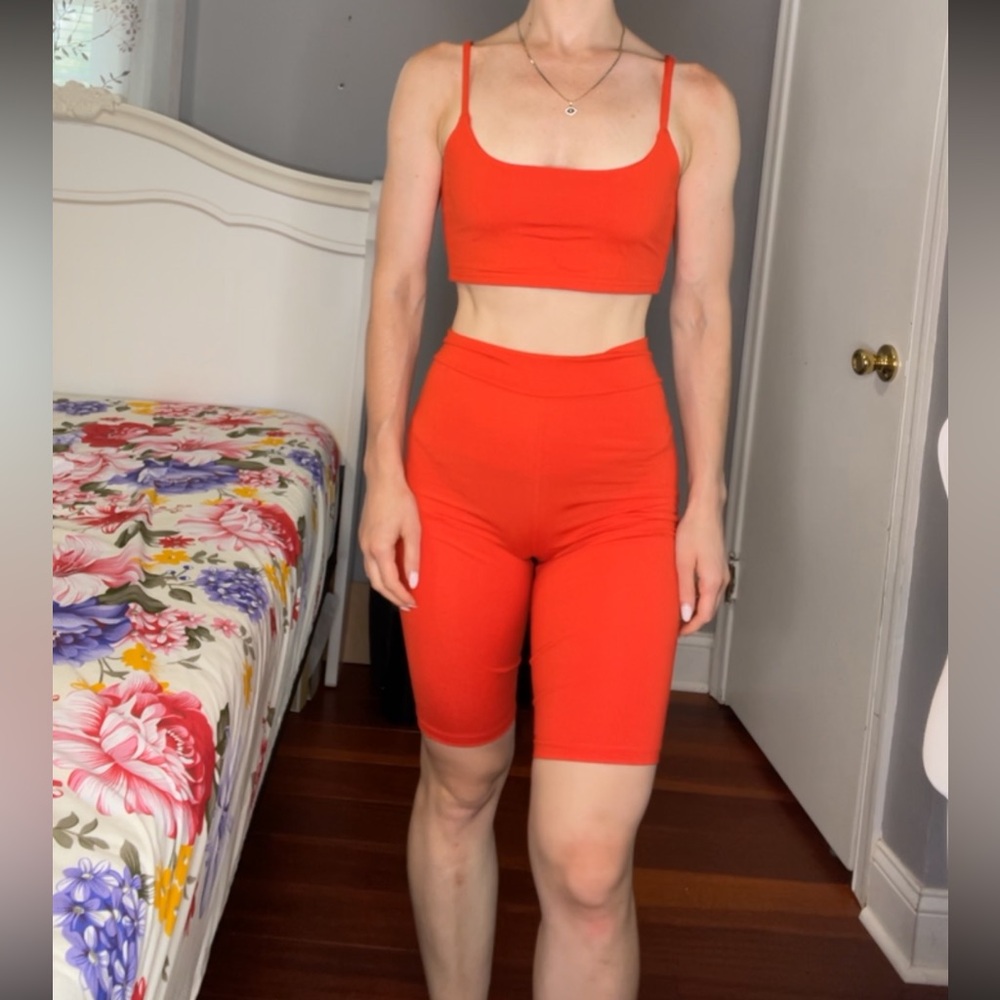 Red two piece set - Picture 2 of 6